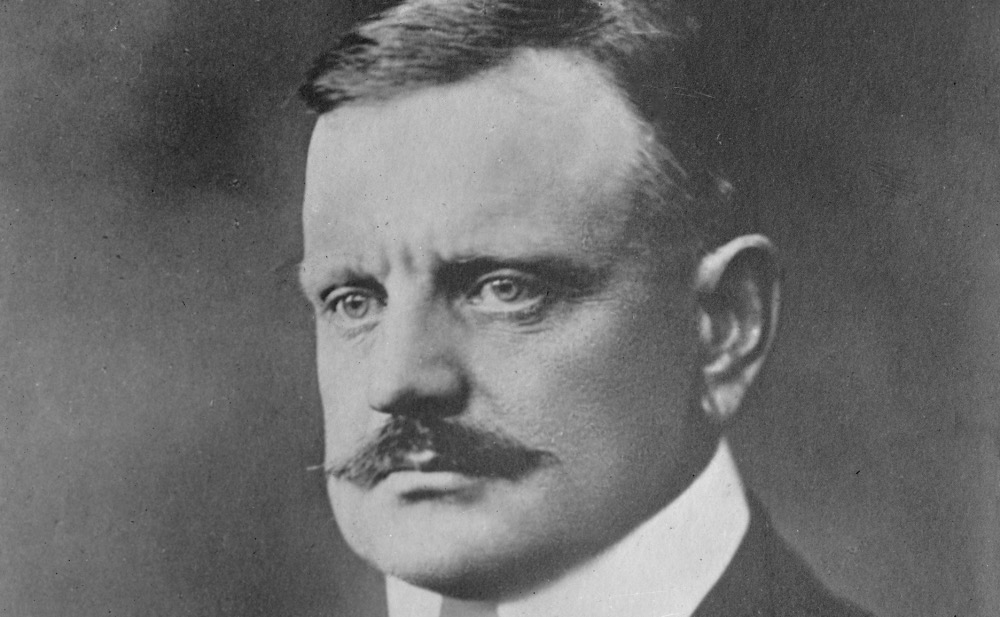 Jean_Sibelius_1913_pien.jpg
